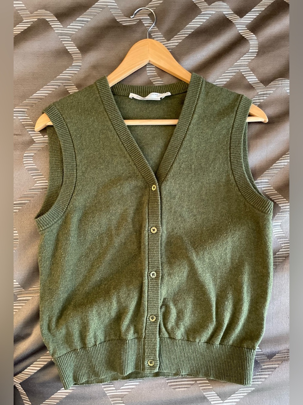 Olive Green Button Up Sweater Vest V-Neck XS 95% Cotton 5% Cashmere XS
